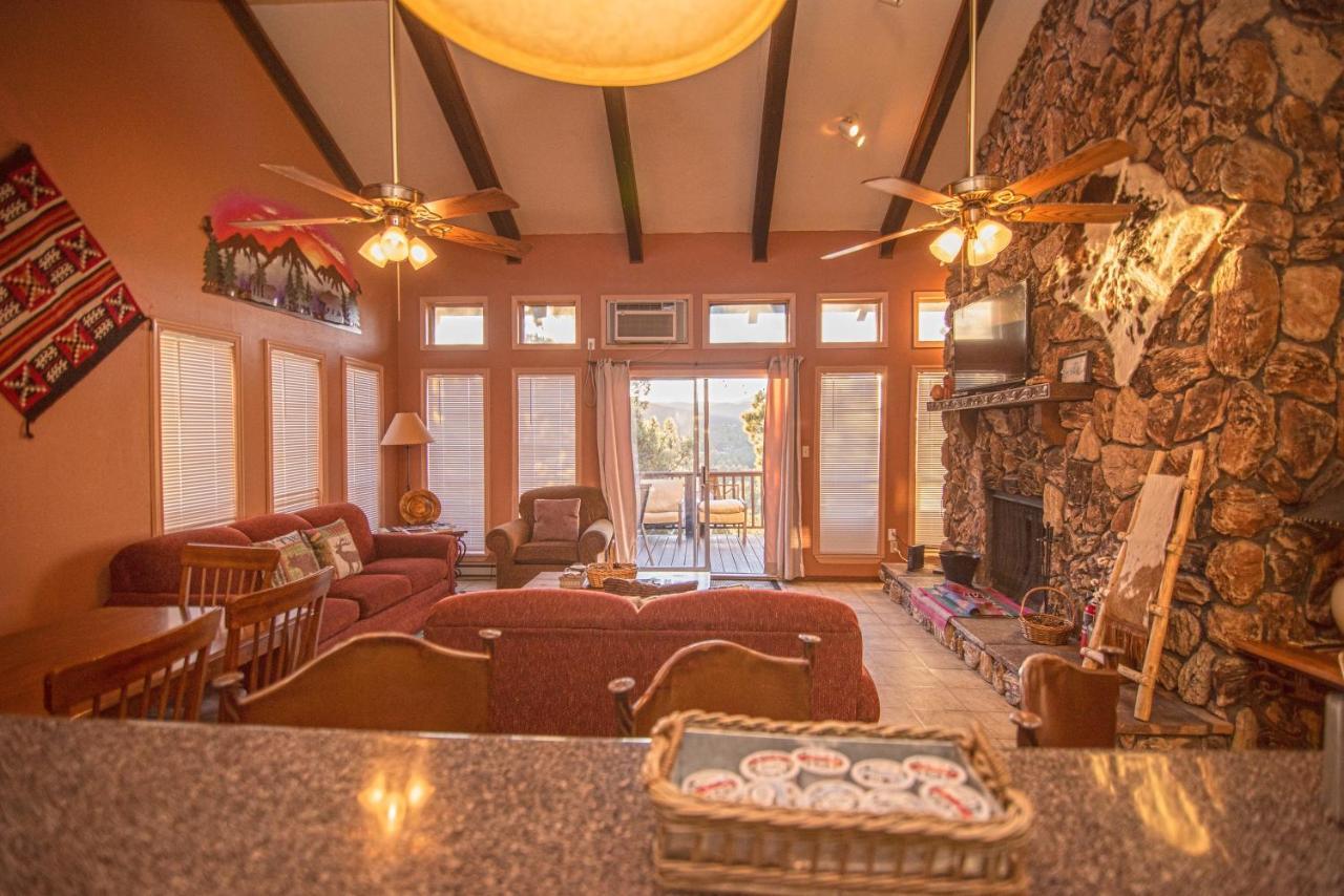 Huge Ruidoso Retreat With Game Room, Pool, 2 Balconies, 2 Kitchens - Sleeps 17! Luaran gambar