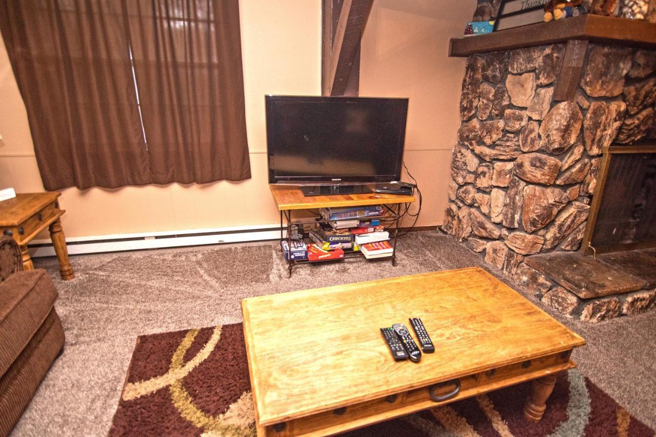 Huge Ruidoso Retreat With Game Room, Pool, 2 Balconies, 2 Kitchens - Sleeps 17! Luaran gambar